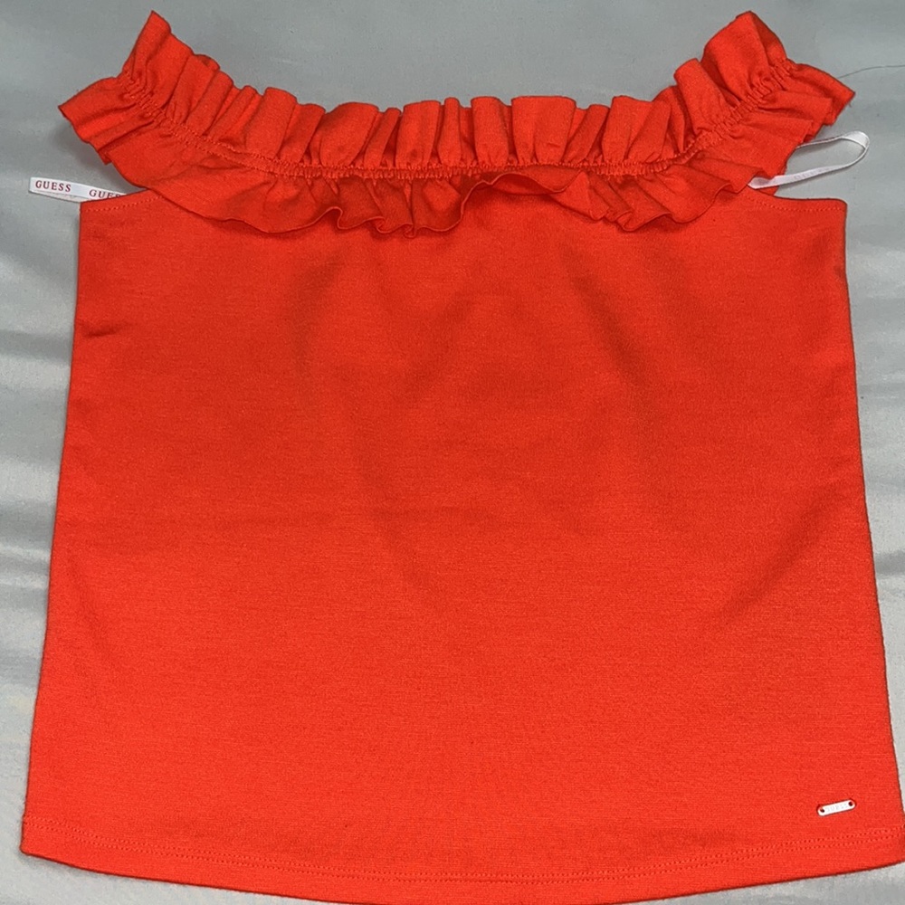 Guess coral top